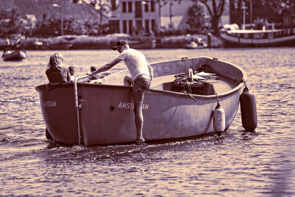 Ship Water city