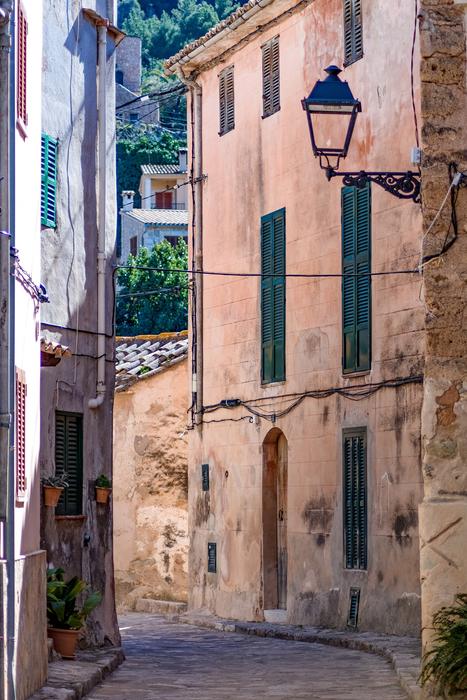Estellencs Alley street
