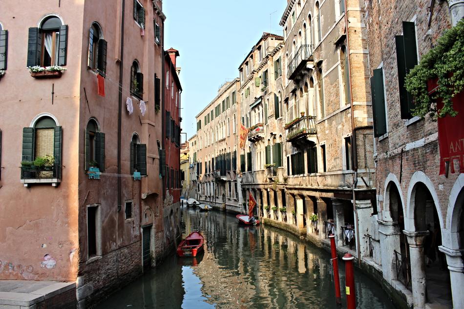 Street Architecture in venice City