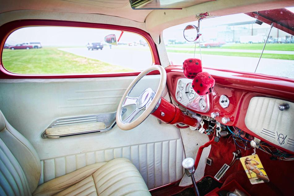 steering in a vintage car