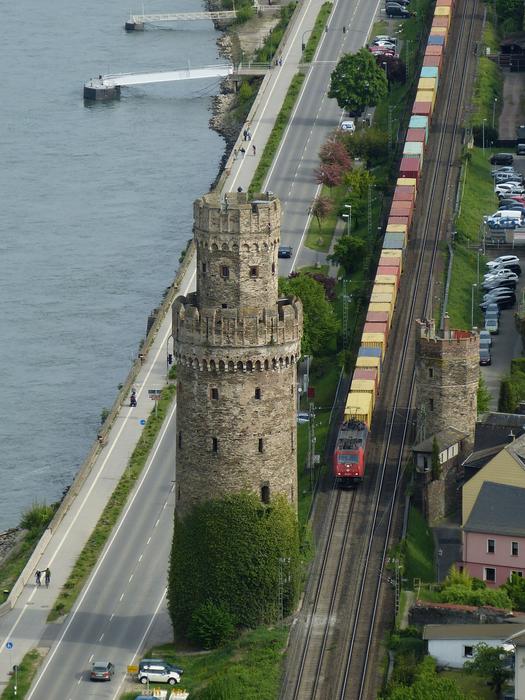 Tower in Oberwesel, among the Rhine river, in Germany, near the houses