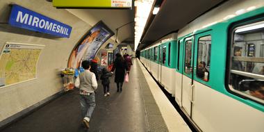 Metro miromesnil station
