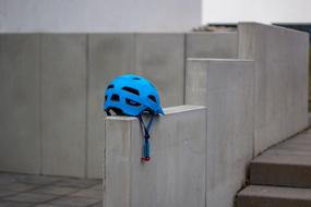 Wall Helm Stone blue