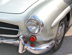 Chrome Auto Spotlight