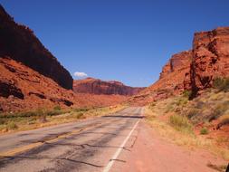 red Road Rocks Travel