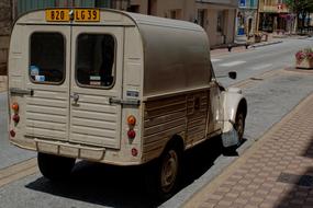 Citroen 2Cv Box Car