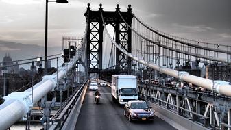 photo of Brooklyn Bridge in New York