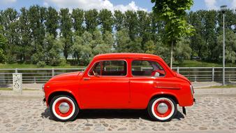 Red Car Zaz