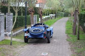 Antique Classic Car Locomobile