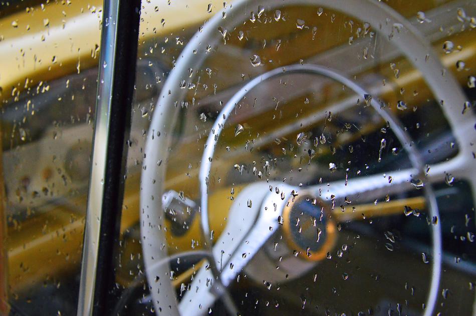 Retro Yellow Old-timer
