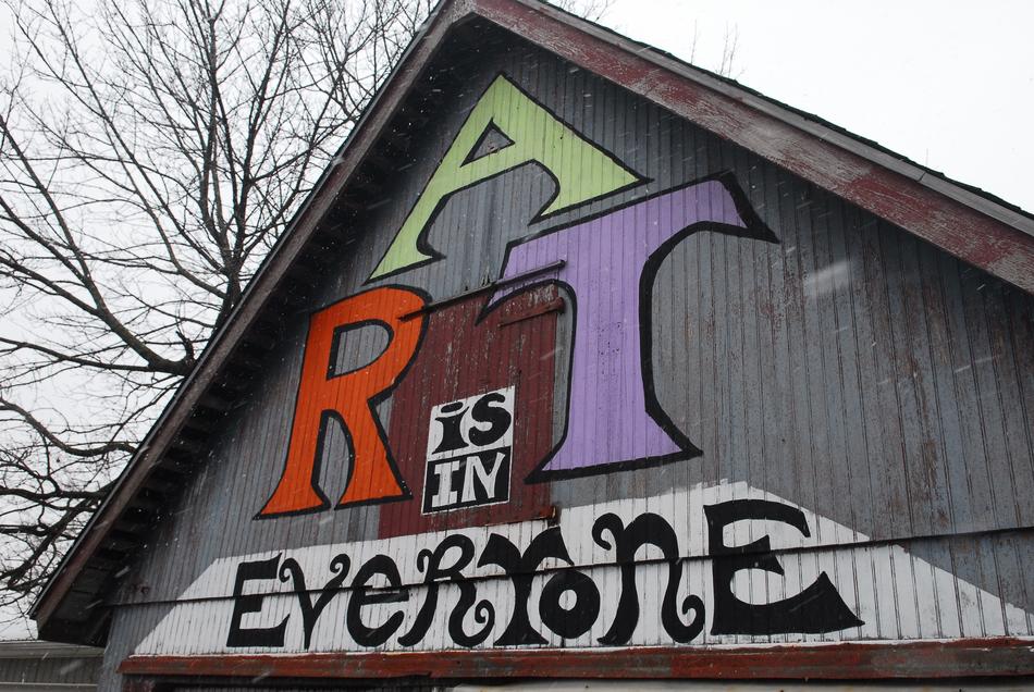 Art on Building Farm