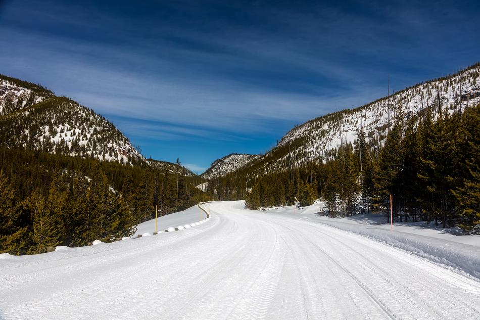 Yellowstone National Park Travel
