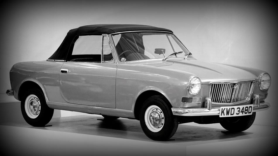 Black And White Car Mg