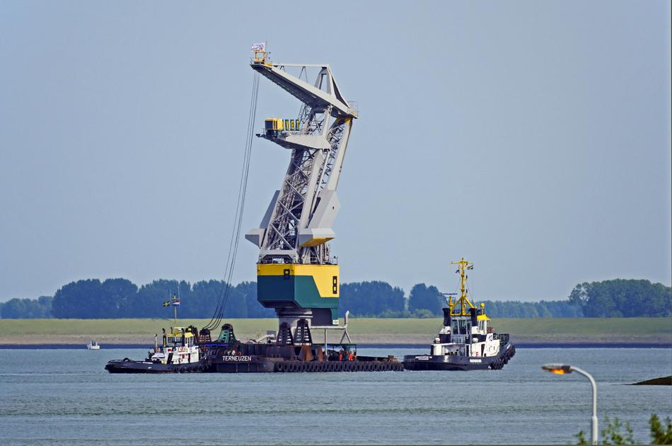 Special Transport Harbour Crane