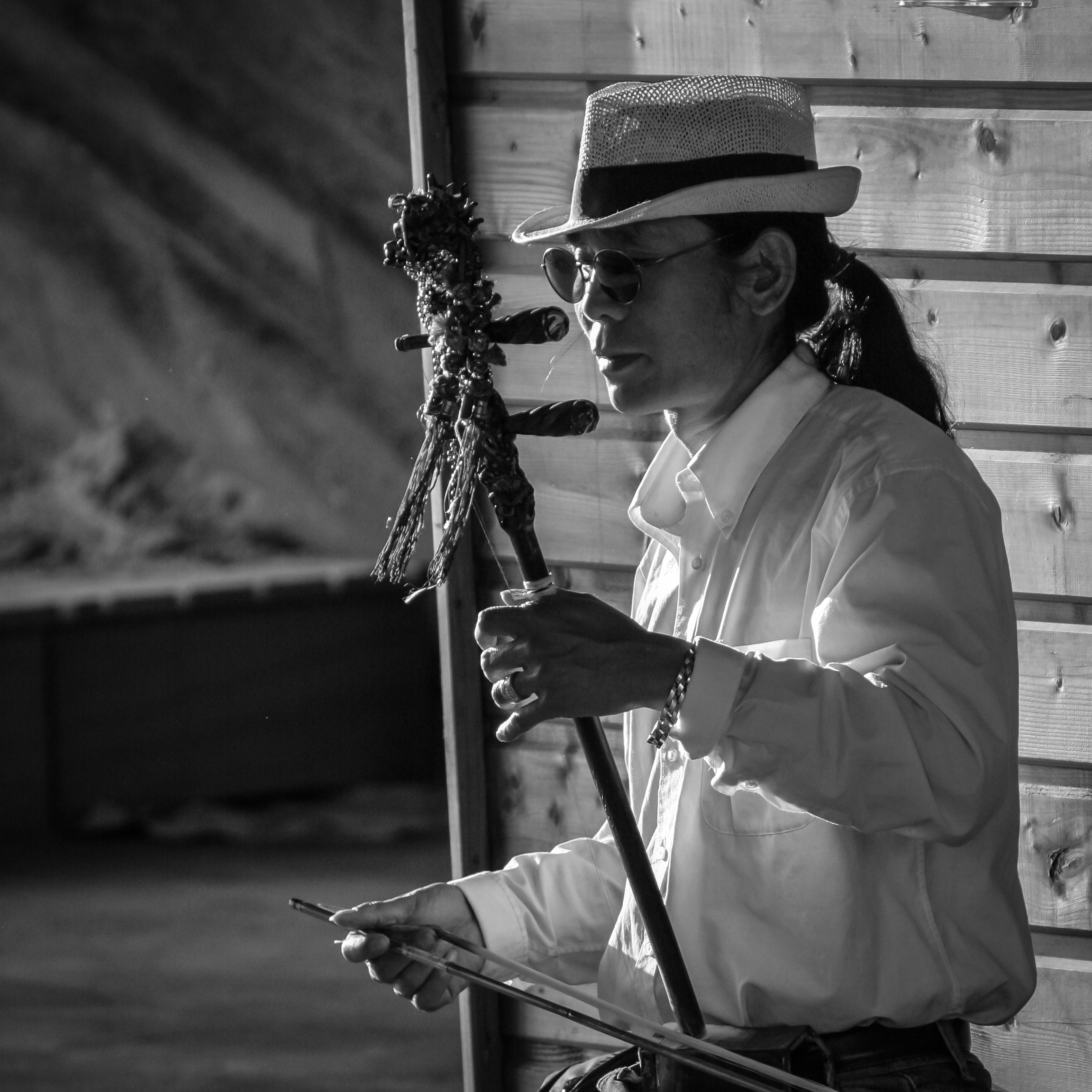 paris-street-musician-free-image-download