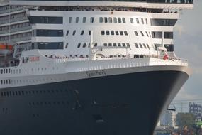 Transport Ship Queen Mary 2