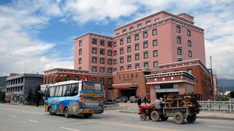 China Shangri-La Traffic city