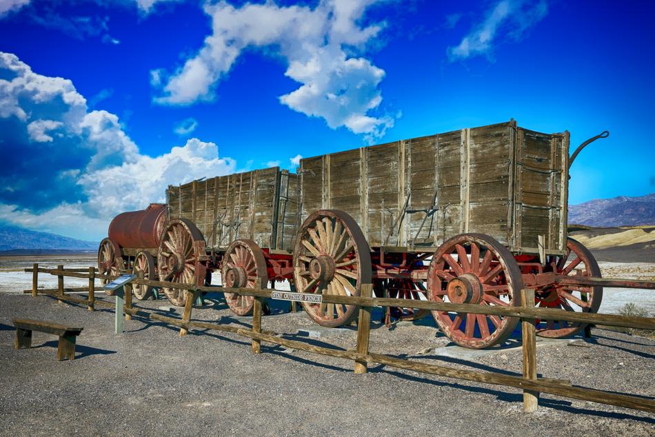 wild west, retro wood wagons