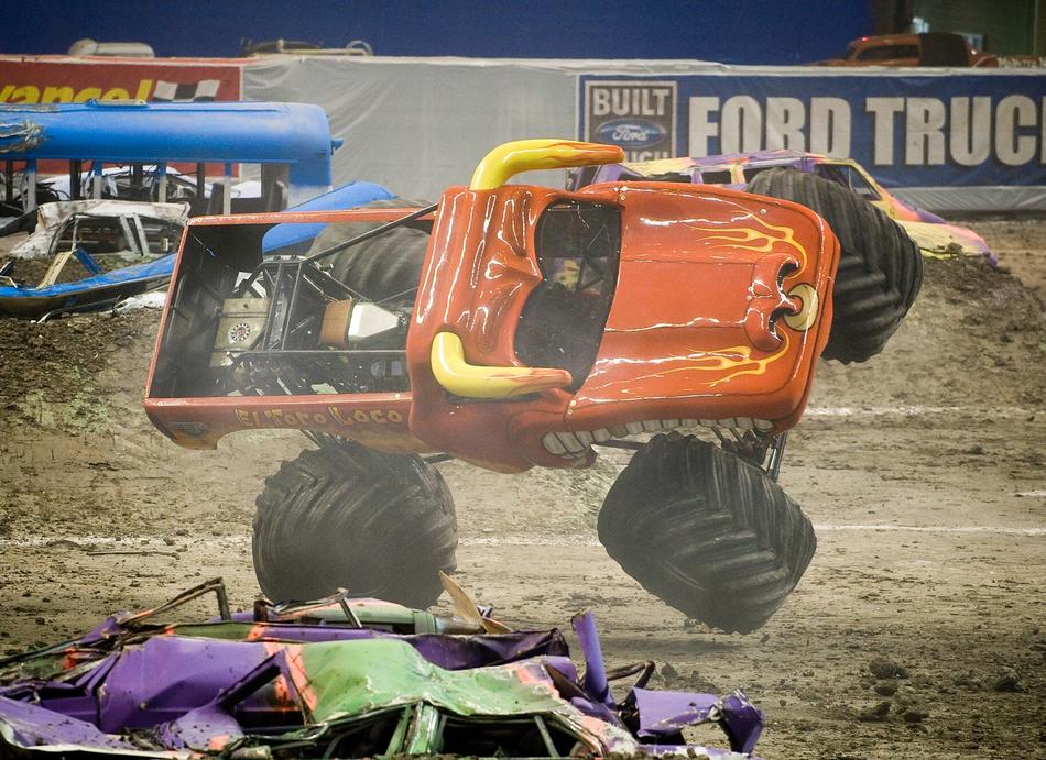 El Toro Loco Monster Truck Motor