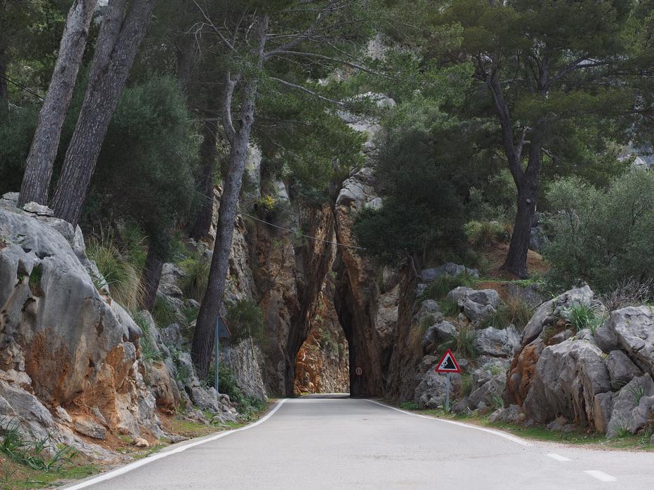 Road Breakthrough Passage
