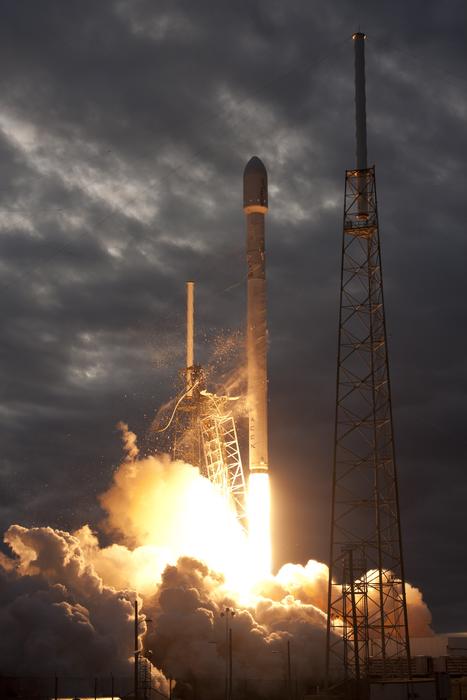 Lift-Off Rocket Launch Spacex flames