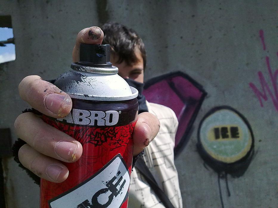 Graffiti People Street