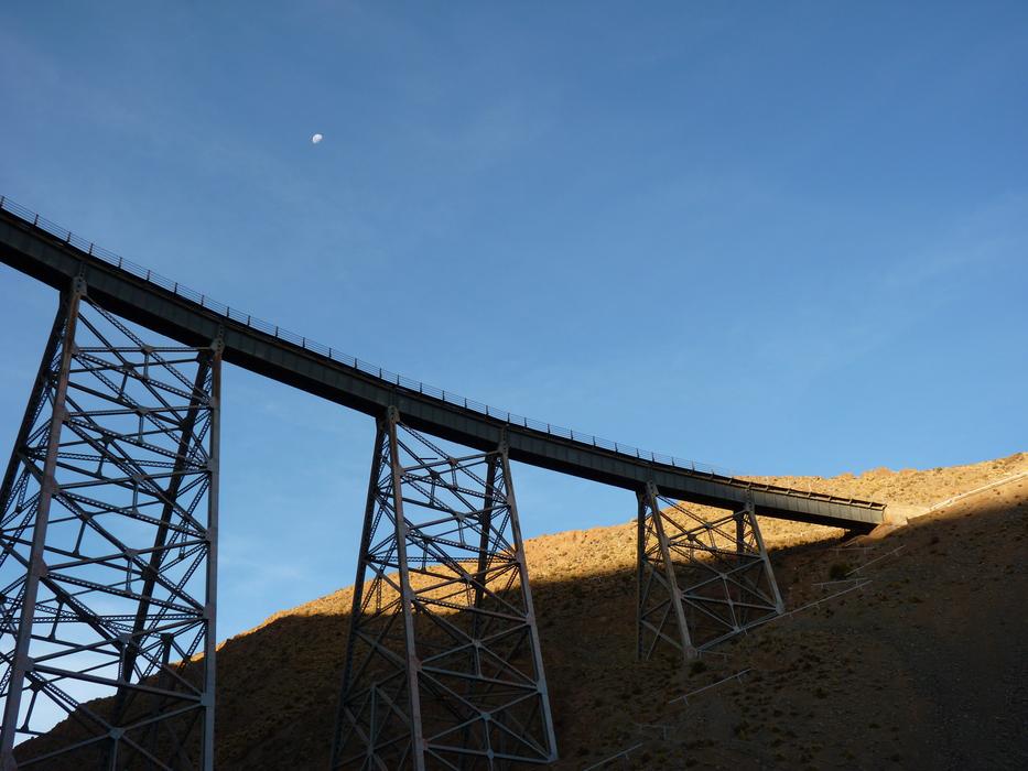 Bridge Train Old