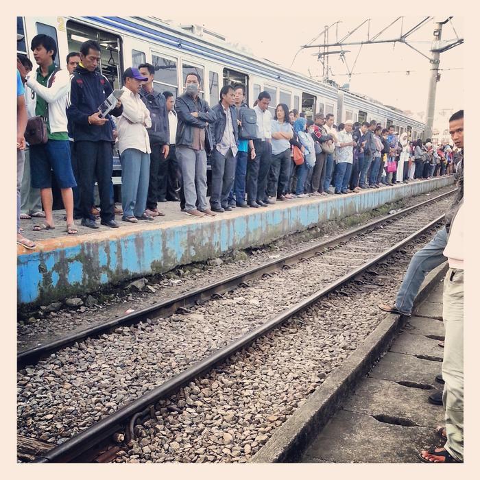 Train Station Transport system