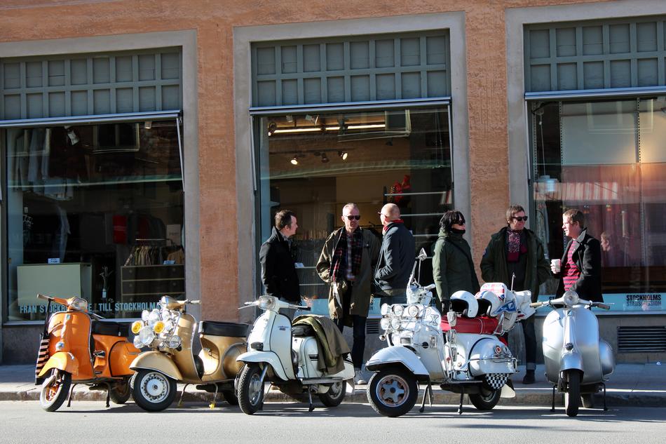 Vespa Motor Scooter Roller
