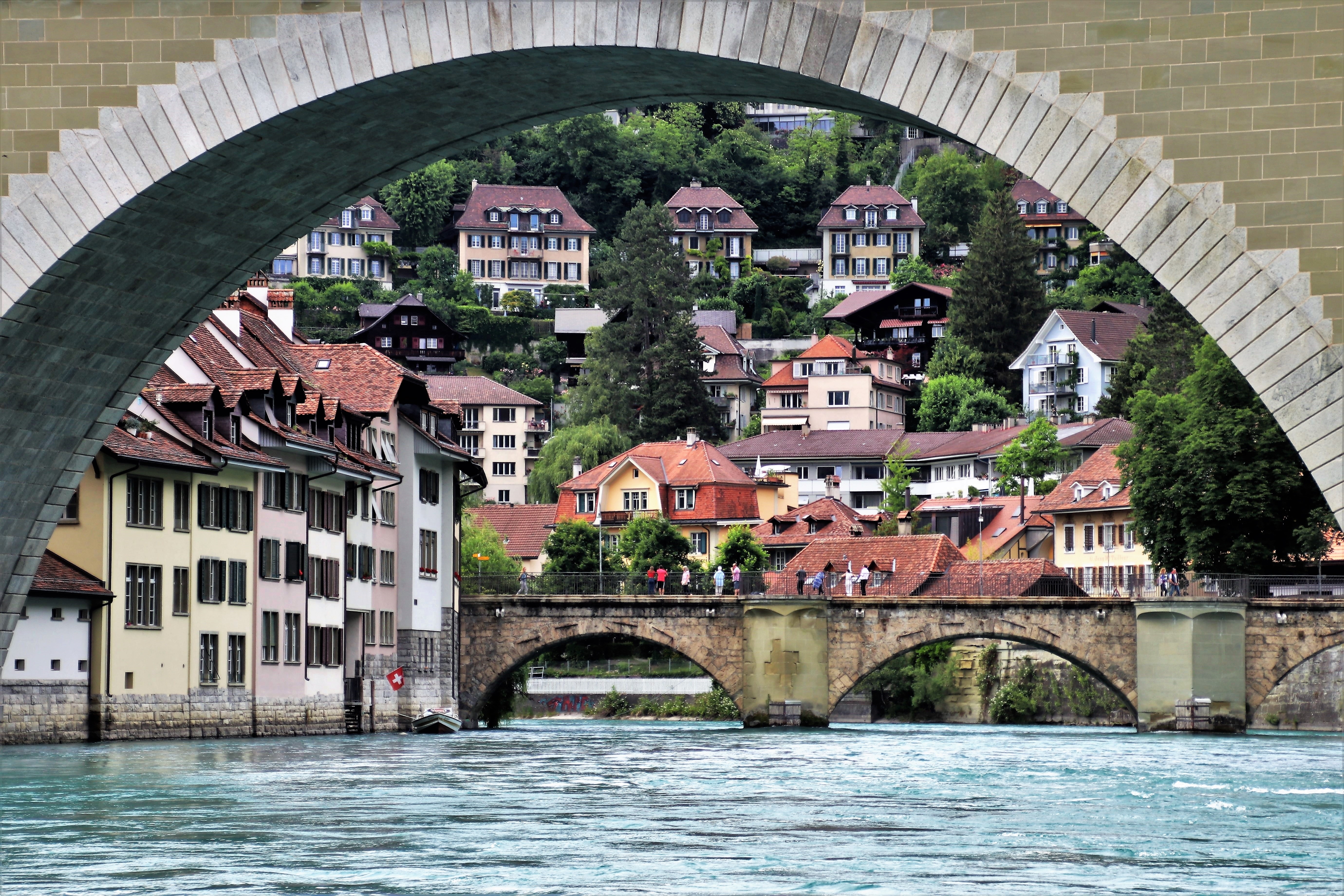 Город берн швейцария. Берн Швейцария. Швейцария столица Берн. Старый город (Берн). Старый город Берна в Швейцарии.