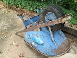 Barrow Rusty Wheelbarrow