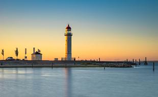 photo of a lighthouse on the North Sea in the Netherlands