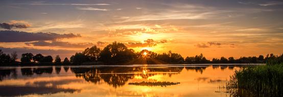 magnificent Sunset Lake Sky