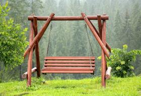 Swing Wooden Catcher
