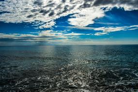 Blue Sea Horizon as a infinity