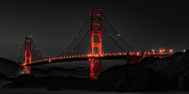Golden Gate Bridge red light