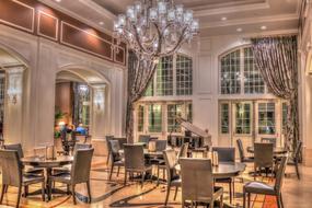Luxury Hotel Piano Bar
