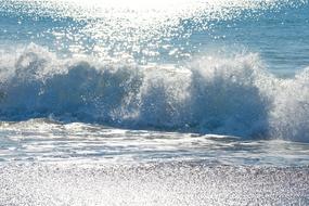 magnificent Wave Water