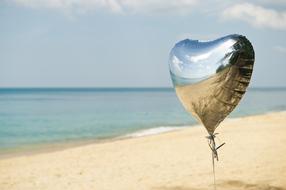 Sand Beach heart ballon