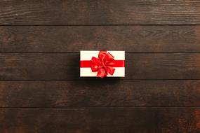 Gift Box Christmas red white