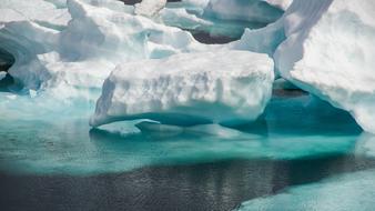 drifting ice at sea