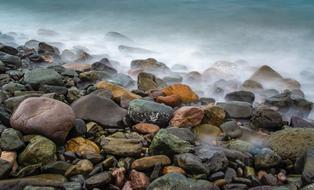 foam on Sea stones