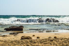 Coast Wave water spray