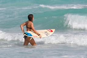Surf Ocean girls