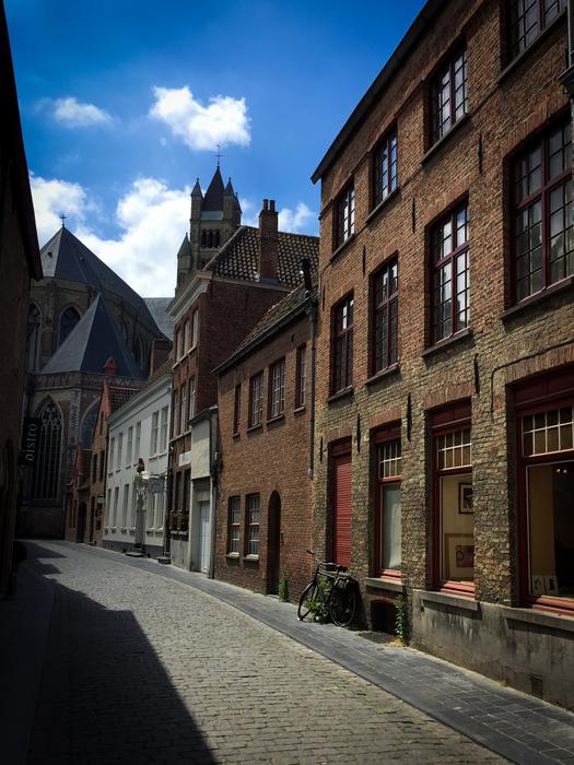 Holiday Street Old