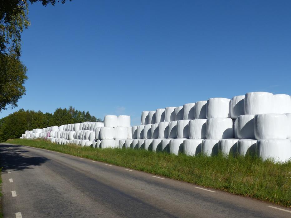 Hay Bales Plastic White