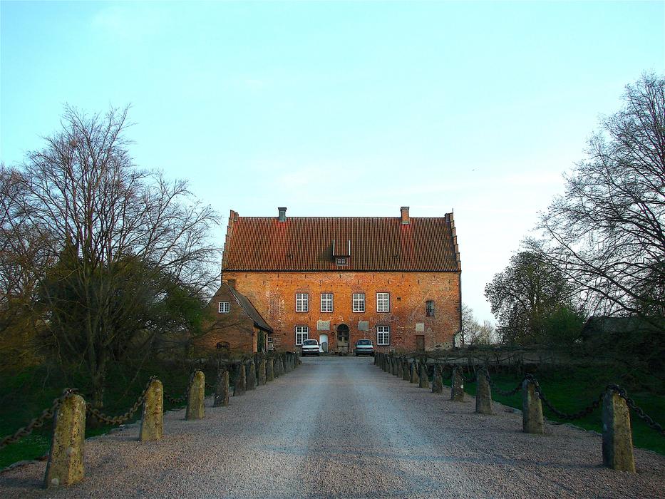 Building House Home