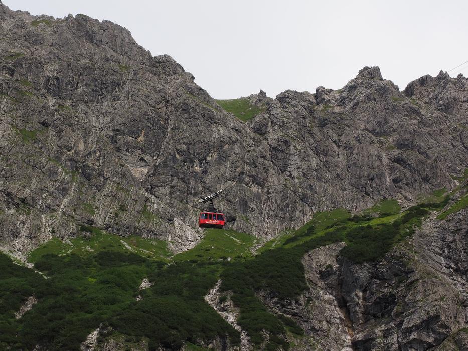 Lünerseebahn Cable Car Gondola