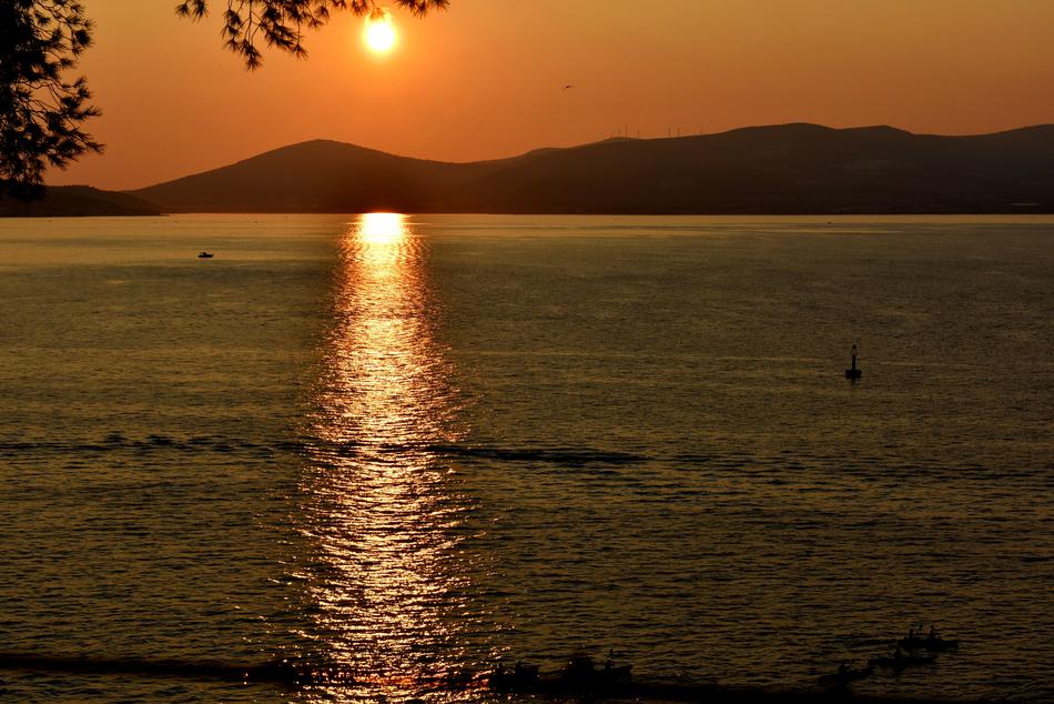 beautiful Sun Sea