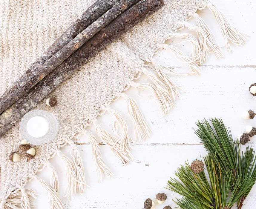 White Wood Winter Christmas drawing